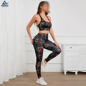 Conjuntos de Yoga Estampados Personalizados para Mujer, con Diseño de Hojas Tropicales, Bra Deportivo y Leggings de Cintura Alta, Ropa Deportiva para Gimnasio - Product Image 3