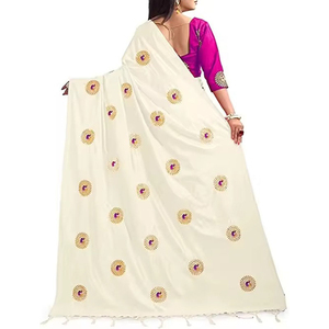 Sari nupcial para mujer con bordados elaborados, pedrería decorativa y acabado premium para celebraciones de bodas glamurosas - Product Image 3