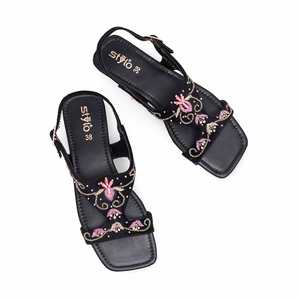 Sandalias de tacón negras Kohaty EC3182 Diseño elegante - Product Image 1