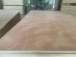 Panneau en contreplaqué Okoume de qualité supérieure, léger, de qualité marine, surface lisse, planche en bois durable, meubles, armoire, intérieur, logo personnalisé - Product Image 2