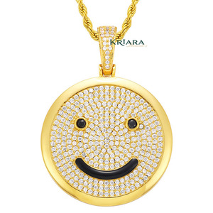Charme visage souriant en moissanite plaqué or 18 carats en argent 925, style hip-hop unisexe, à porter au quotidien - Product Image 1