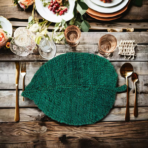 Set de table en jute de Noël, motif floral, pour mariage, fait main, écologique, décoration de table - Product Image 2