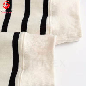 Camiseta de Manga Larga de Alta Calidad 100% Algodón con Estampado a Rayas Personalizado, Ecológica, Transpirable y con Logotipo y Diseño Personalizados - Product Image 3