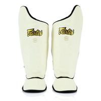 Protège-tibias Fairtex légers en cuir de vachette véritable pour Muay Thai, Kick Boxing, MMA, avec fermeture à boucle, personnalisables, pour sportifs professionnels