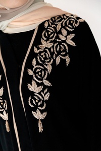 Abaya en velours noir brodée, robe de soirée musulmane à manches longues, vêtement modeste maxi pour l'Aïd, le Ramadan et les fêtes - Product Image 3