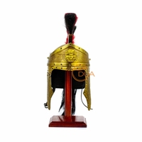 Casque de Garde Prétorienne Romaine Médiévale en Fer Poli Plaqué Or, Plume Rouge et Noire, Emblème Méduse Grecque, Mentonnières Ouvertables