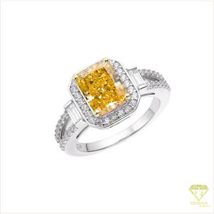 Anillo de Fiesta de Plata 925 Premium con Diamante Cultivado en Laboratorio y Diseño Central Brillante para Mayoristas de Joyería y Compradores Minoristas - Product Image 4