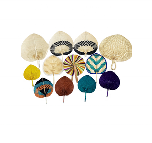 Handfan en bambou utilisant un tissu durable en bambou et en coton pour le refroidissement intérieur et la décoration tropicale Vietnam - Product Image 2