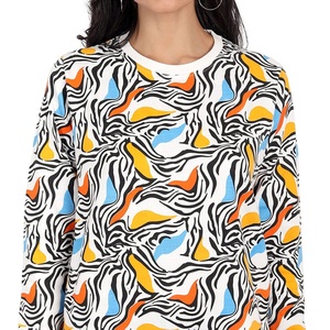 La mejor calidad, sudadera de mujer, ropa de calle, venta al por mayor, sudaderas personalizadas por sublimación para mujer, fabricadas en Pakistán - Product Image 4