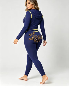 Conjunto Deportivo de 2 Piezas con Logotipo Personalizado para Mujer, Chaqueta con Capucha y Pantalones para Chicas Altas, Ropa Deportiva Femenina con Logotipo Personalizado - Product Image 6
