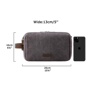 Sac de toilette en cuir rectangulaire minimaliste, sac de rangement portable pour la salle de bain, finition noire brillante - Product Image 4