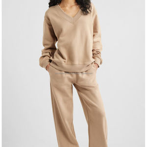 เสื้อฮู้ดผู้หญิงสำหรับฤดูหนาว ผ้าฝ้ายฟลีซ พร้อมบริการปรับแต่งโลโก้ด้านหน้า คุณภาพสูง บริการ OEM - Product Image 2