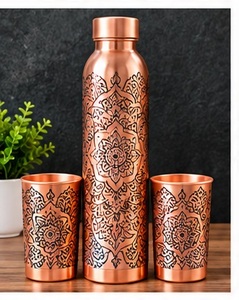 Juego de Botella de Agua Mediterránea de Cobre con 2 Tazas, Termo Metálico Portátil con Diseño Floral - Product Image 6