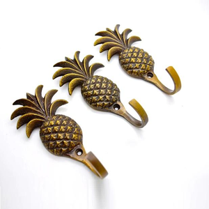 Panier de rangement en métal robuste en forme d'ananas, panier à fruits décoratif vintage, support de rangement pour la cuisine et la maison - Product Image 2
