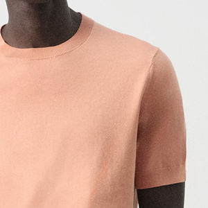 Service OEM : Conception de haut à manches courtes en coton respirant, polyvalent, pour un usage quotidien, couleur unie / col rond - Product Image 4