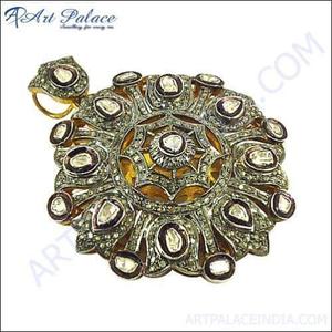 Pendentif Fleur Vintage avec Cristaux de Strass Taillés en Poire, Plaqué Or 22 carats, Bijou Femme, Charme Sertissage Bezel, Usage Quotidien - Product Image 3