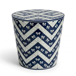 โต๊ะกาแฟหรูหราสไตล์อินดัสเทรียลลายมีนาฝังมุก งานแฮนด์เมด พร้อมเก้าอี้เสริมลายเชฟรอนประดับมุก คุณภาพพรีเมียม เหมาะสำหรับโรงเรียน - Product Image 1