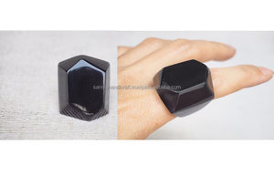 แหวนเขาควายขัดเงาคุณภาพดีที่สุด ทำจากวัสดุออร์แกนิกโดย SANIYA HANDICRAFT ของที่ระลึกจากยุโรป สไตล์แห่งความรัก - Product Image 6