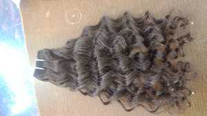 Cheveux indiens Remy bouclés à double trame (densité moyenne) - Origine éthique, pointes doublement tirées, sans traitement chimique - Product Image 5