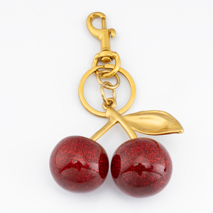 Kırmızı Kiraz Çanta Süsü, Kiraz Anahtarlık, Çantalar için Lüks ve Zarif Kristal Kiraz Süsü. - Product Image 6