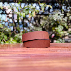 เข็มขัดหนังควายเคลือบแว็กซ์อย่างดี พร้อมห่วงหลากหลายสไตล์ กว้าง 35 มม. หัวเข็มขัดทองเหลืองแข็งแรง ทนทาน - Product Image 2