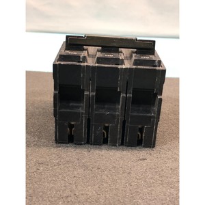 Interruptor de Circuito General Electric P-120S, 3 Polos - Equipo y Piezas de Semiconductores de Confianza de Marca Global - Product Image 5