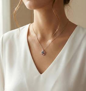 Pendentif saphir bleu en argent sterling 925, collier artisanal en pierres précieuses, bijoux bohèmes élégants, cadeau de luxe pour femmes - Product Image 5