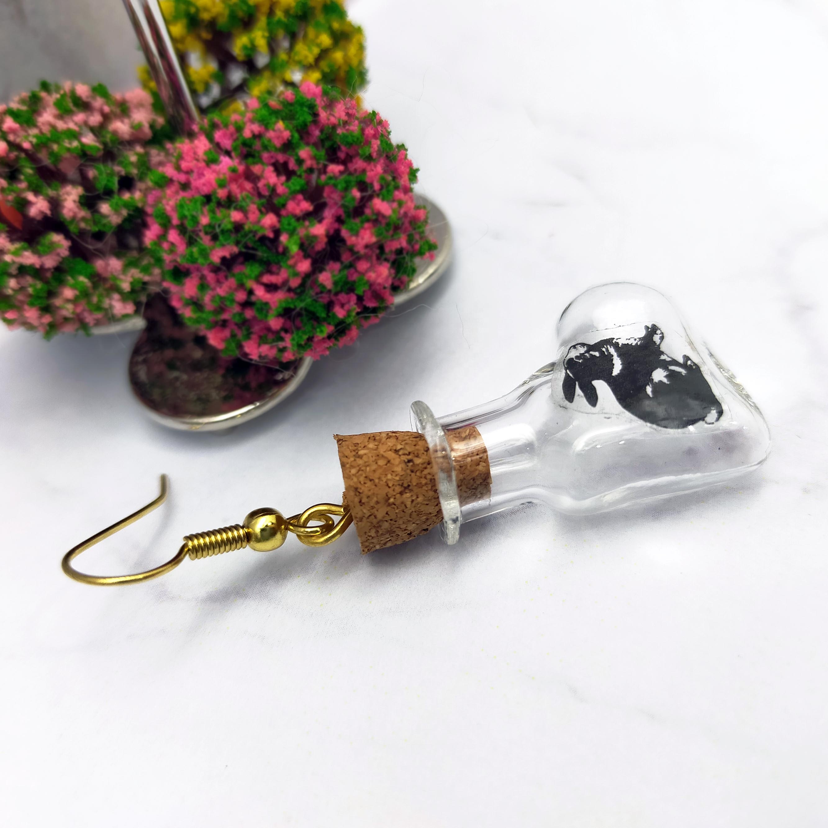 Трендовая 2022 мини стеклянная бутылка для сережек с наклейкой на поверхности и ломтиками фруктов