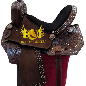 Silla de montar de cuero para caballo estilo western, marrón, personalizada, con diseño floral repujado y adornos de tachuelas, duradera, con estructura de madera, y brida para caballo, portátil, para carreras de barriles inglesas - Product Image 1