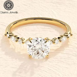 Bague de fiançailles Charm_Jewells pour femme, plaquée or jaune, moissanite taille coussin, sertissage classique à griffes, certifiée IGI, 3 g - Product Image 1