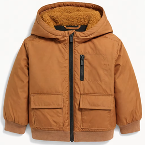Chaqueta de invierno con capucha para niños Adventure Rust, forro polar cálido, con cremallera, ropa exterior informal, cálida, cómoda y duradera para el día a día - Product Image 1