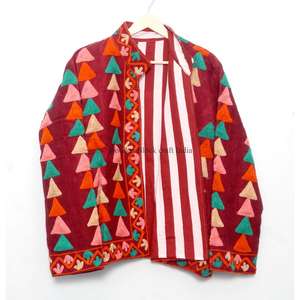 เสื้อแจ็คเก็ตหนานุ่มแบบควิลท์รักษ์โลกสำหรับทุกเทศกาล ตกแต่งด้วยงานปักสไตล์โบโฮแบบเย็บมือ วินเทจ ลำลอง เหมาะสำหรับวันหยุดพักผ่อน ชายหาด และงานปาร์ตี้ - Product Image 6