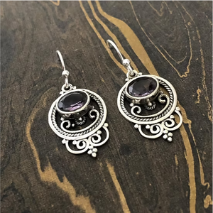 Pendientes de amatista modernos en plata 925, hermoso diseño tradicional, joyería para mujer de JAIPUR SILVER - Product Image 2