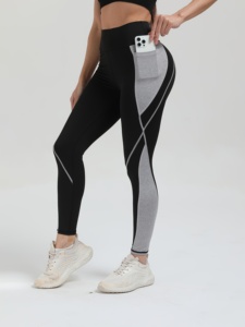Leggings confortables pour femmes, longueur cheville, avec construction flexible et ajustée au corps - Product Image 4