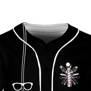 Nueva llegada: Ropa de trabajo para barberos, camisa con sublimación de logotipo personalizado, bata lavable, camiseta de barbero, estilo jersey de béisbol para barbero - Product Image 4