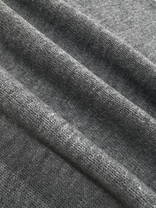 Suéter de cachemira 100% para hombre, estilo New Rich Old Money, suave y agradable al tacto, con doble bolsillo, teñido heather, informal para otoño. - Product Image 6