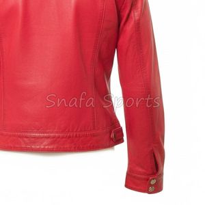 Chaqueta de cuero para mujer, estilo moderno, ropa de calle, diseñada para looks y mujeres seguras de sí mismas. - Product Image 5