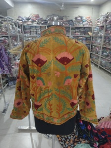 เสื้อแจ็คเก็ตกำมะหยี่ปักลายสีเหลือง เสื้อโค้ทผ้าฝ้ายทอมือ ซับในผ้าลินินลายทางสไตล์โบโฮ เสื้อโค้ทฤดูหนาวสำหรับผู้หญิง - Product Image 6