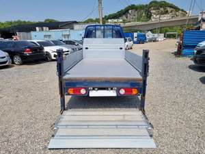 Camion benne d'occasion Porter2, moteur turbo diesel, conduite à gauche, sièges en cuir, transmission manuelle, véhicule logistique - Product Image 5