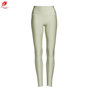 Leggings de sport Prime Fitness Daily Comfort Wear, taille élastique, toucher doux, style moderne, tendance, en vente en ligne. - Product Image 1