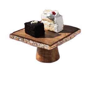 Charmant support à gâteau en bois rustique pour les mariages à la ferme, les fêtes d'anniversaire et les rassemblements en plein air, les occasions spéciales, les outils de gâteau - Product Image 1