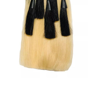 Sporran en crin de cheval à trois pompons, fait sur mesure, cousu main - Product Image 4