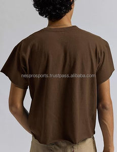 Camiseta Oversize Corta para Hombre, Estilo Urbano Casual de Verano, Lisa con Bordado, 200g, Ajuste Holgado, Poliéster/Algodón, Venta al por Mayor - Product Image 3