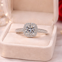 Nouvelle bague de fiançailles de luxe haut de gamme en argent sterling plaqué or, ornée de diamants synthétiques cultivés en laboratoire, best-seller