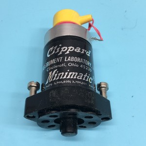 CLIPPARD 50-106203A13 Électrovanne, 4 voies, 159033 - Équipements et pièces semi-conductrices d'occasion fiables à l'échelle mondiale chez - Product Image 4
