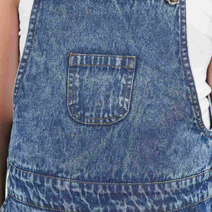 จั๊มสูทเดนิมปักลายคุณภาพสูง สวมใส่สบาย สำหรับเด็กผู้หญิง ปี 2026 ราคาโรงงานดีที่สุด ระบายอากาศได้ดี รับผลิตแบบ OEM - Product Image 4