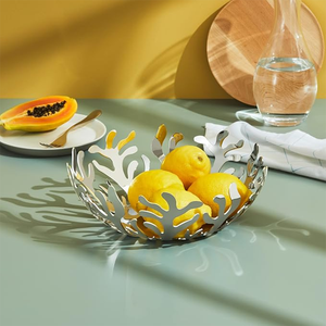 Elegante frutero de metal plateado inspirado en el coral, perfecto para la decoración moderna del hogar, almacenamiento en la cocina y servicio de lujo en la mesa. - Product Image 6