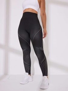 Leggings de yoga haute performance pour femmes, collants de sport pour l'entraînement, la pratique de la gym, la course à pied et le style de vie actif quotidien - Product Image 2