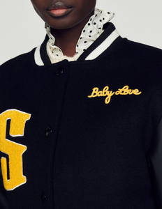 SANDRO Veste universitaire noire à capuche, manches en coton, logo S brodé, texte Baby Love, style preppy, coupe classique, respirante, unisexe - Product Image 5