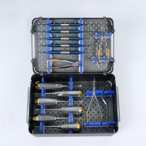 Kit de Instrumentos Dentales Veterinarios de Alta Calidad para Perros y Gatos con Caja - Product Image 1